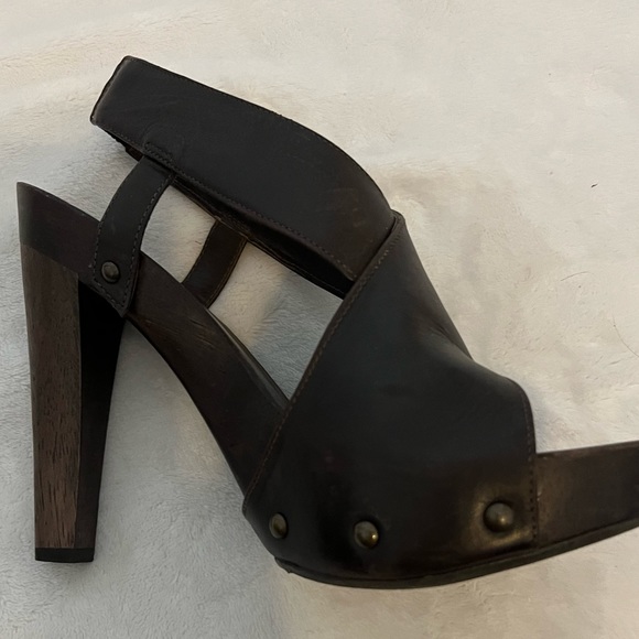 Diane von Furstenberg Slingback Heels - Picture 9 of 16